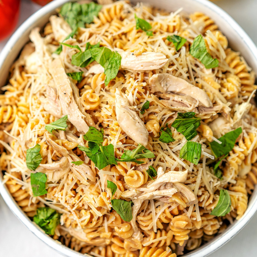 Gluten Free Fusilli With Rotisserie Chicken And Garlic Alfredo Sauce Primal Kitchen Recipe