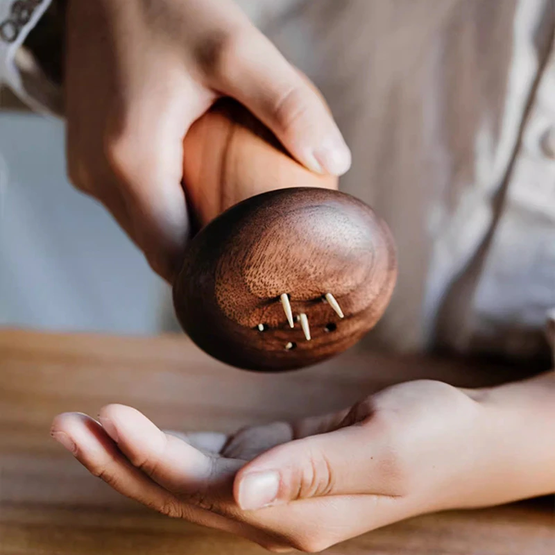 Shaking Toothpicks Out Of Walnut And Beechwood Mushroom Toothpick Dispenser